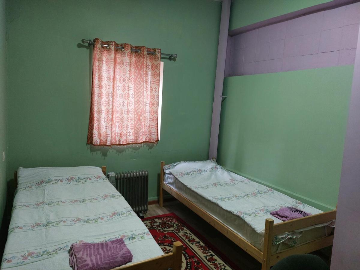 Konok Center Osh Hotel Kültér fotó