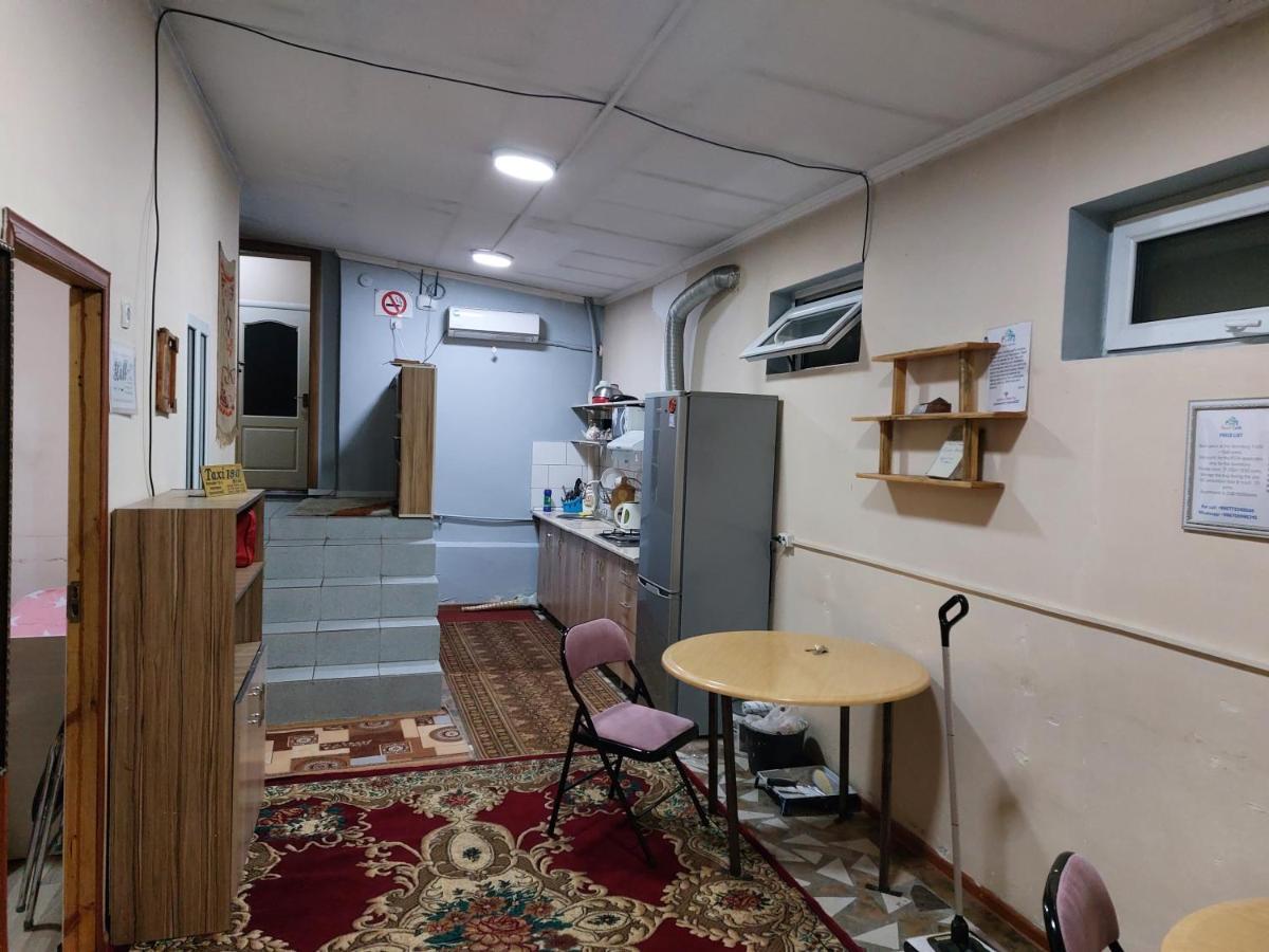 Konok Center Osh Hotel Kültér fotó