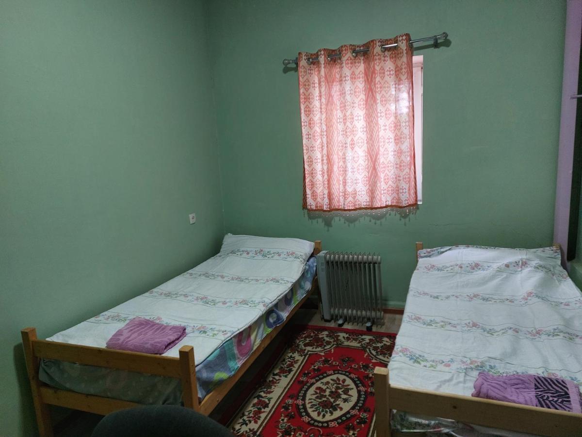 Konok Center Osh Hotel Kültér fotó