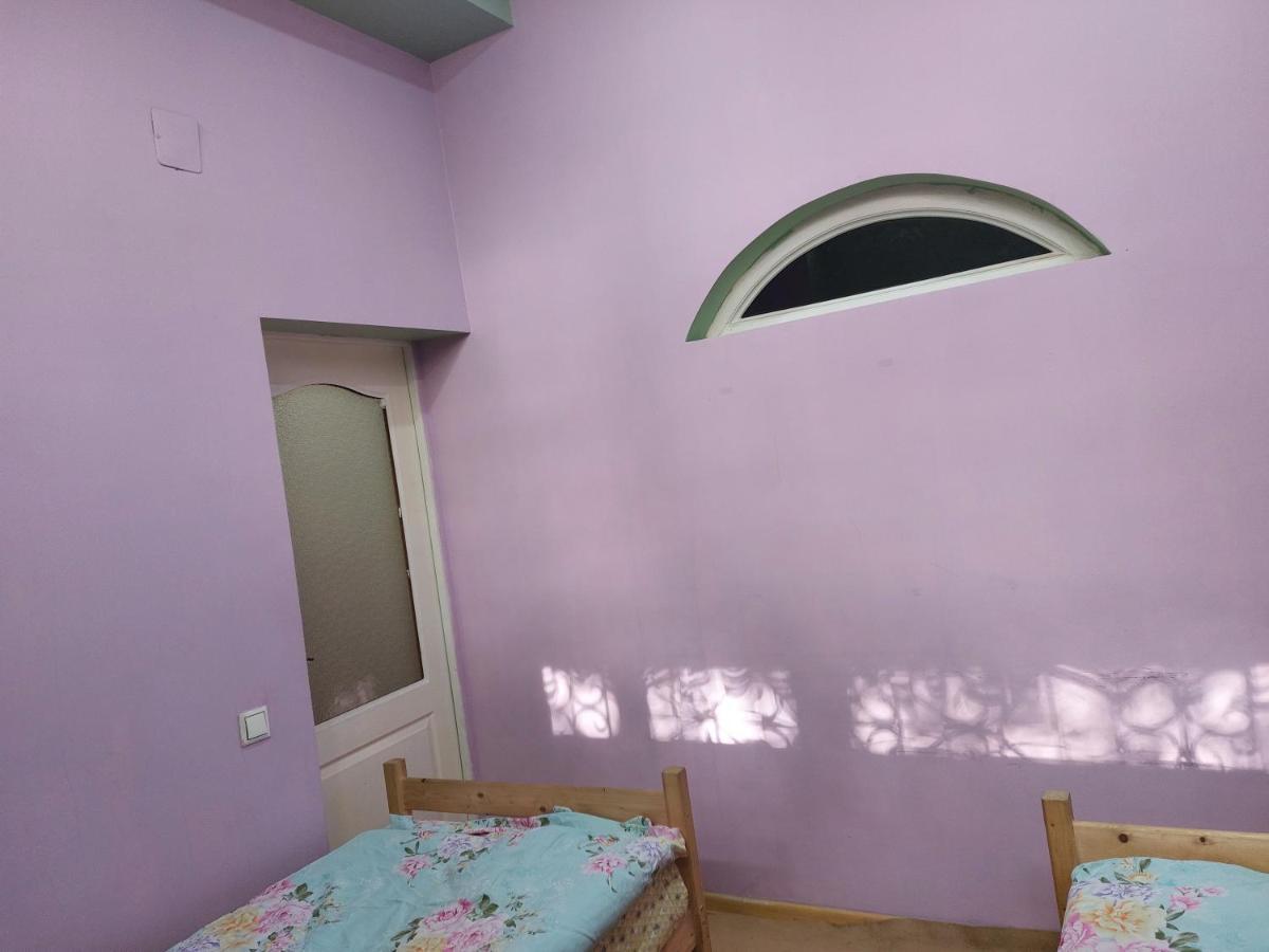 Konok Center Osh Hotel Kültér fotó