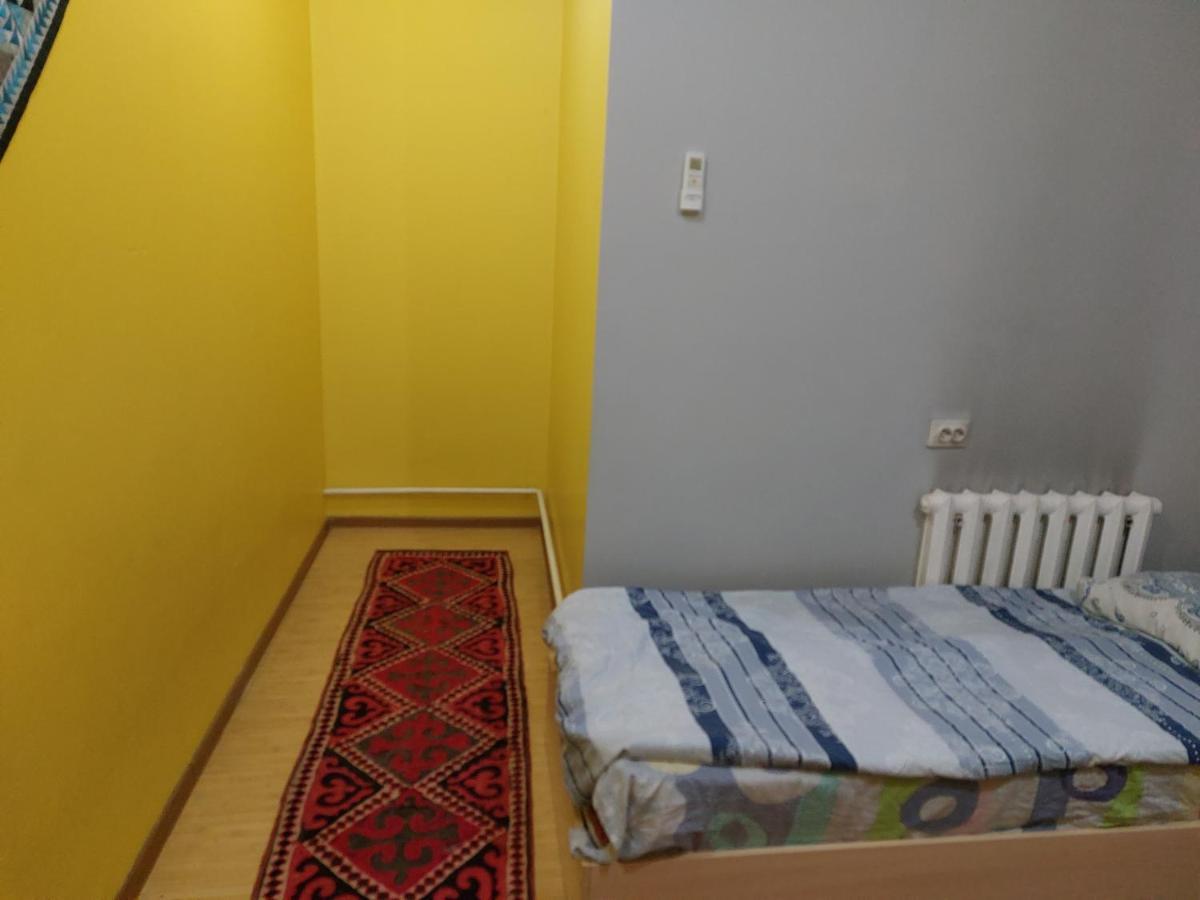 Konok Center Osh Hotel Kültér fotó