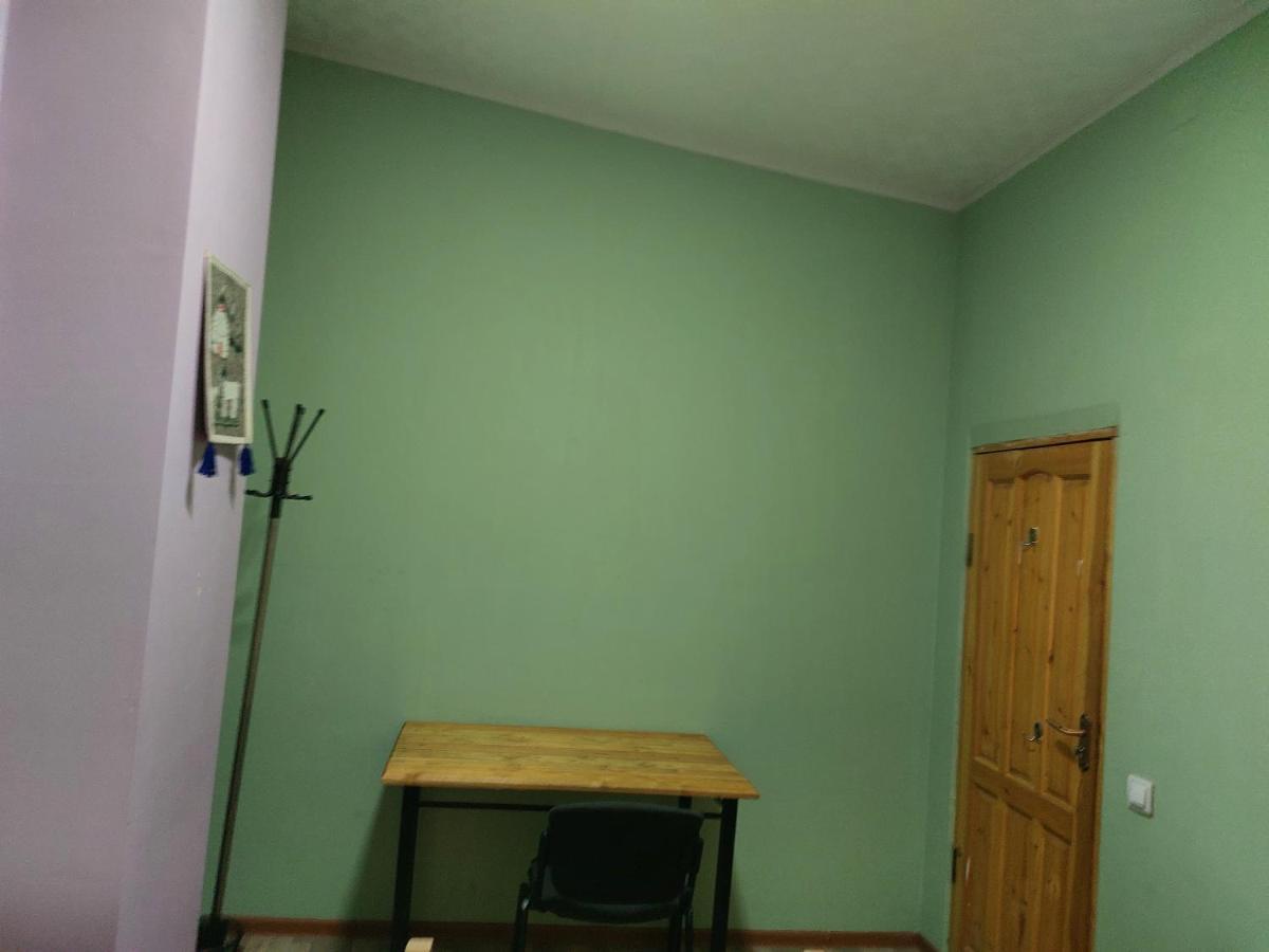 Konok Center Osh Hotel Kültér fotó